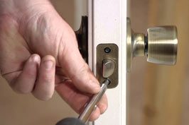 Locksmith Master Shop Dallas, TX 214-775-9217 Locksmith Master Shop Dallas, TX 214-775-9217