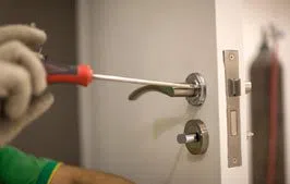 Locksmith Master Shop Dallas, TX 214-775-9217 - 5-Locks-Repair